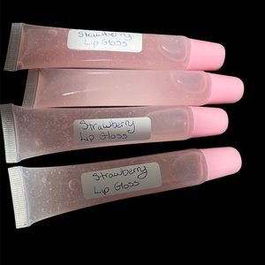 Body care box complete with 6 Pieces. Select your pampering needs…